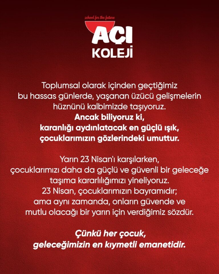 Instagram post from etileraci. This post is in position 3.