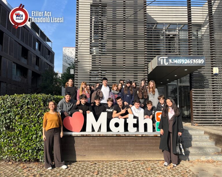 Instagram post from etileraci. This post is in position 2.